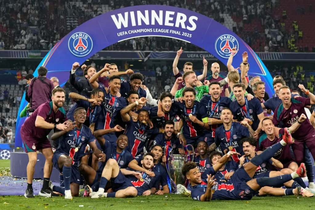 巴黎圣日耳曼在球星姆巴佩离队後仍勇夺 24-25 法甲冠军